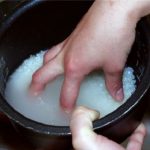なぜ大根煮に米のとぎ汁が良いのか？